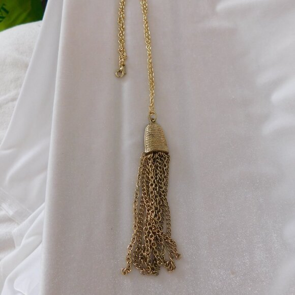 Ladies gold plated Necklace - Picture 2 of 4